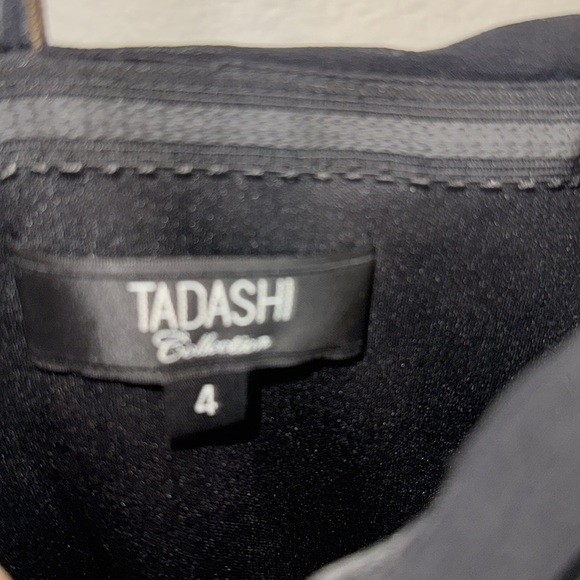 TADASHI Collection 100% Silk Beaded Halter Gown - size 4. M - Picture 12 of 12